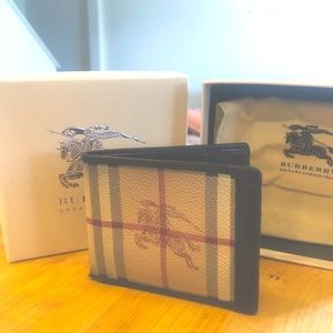 BURBERRY Vintage Check Wallet